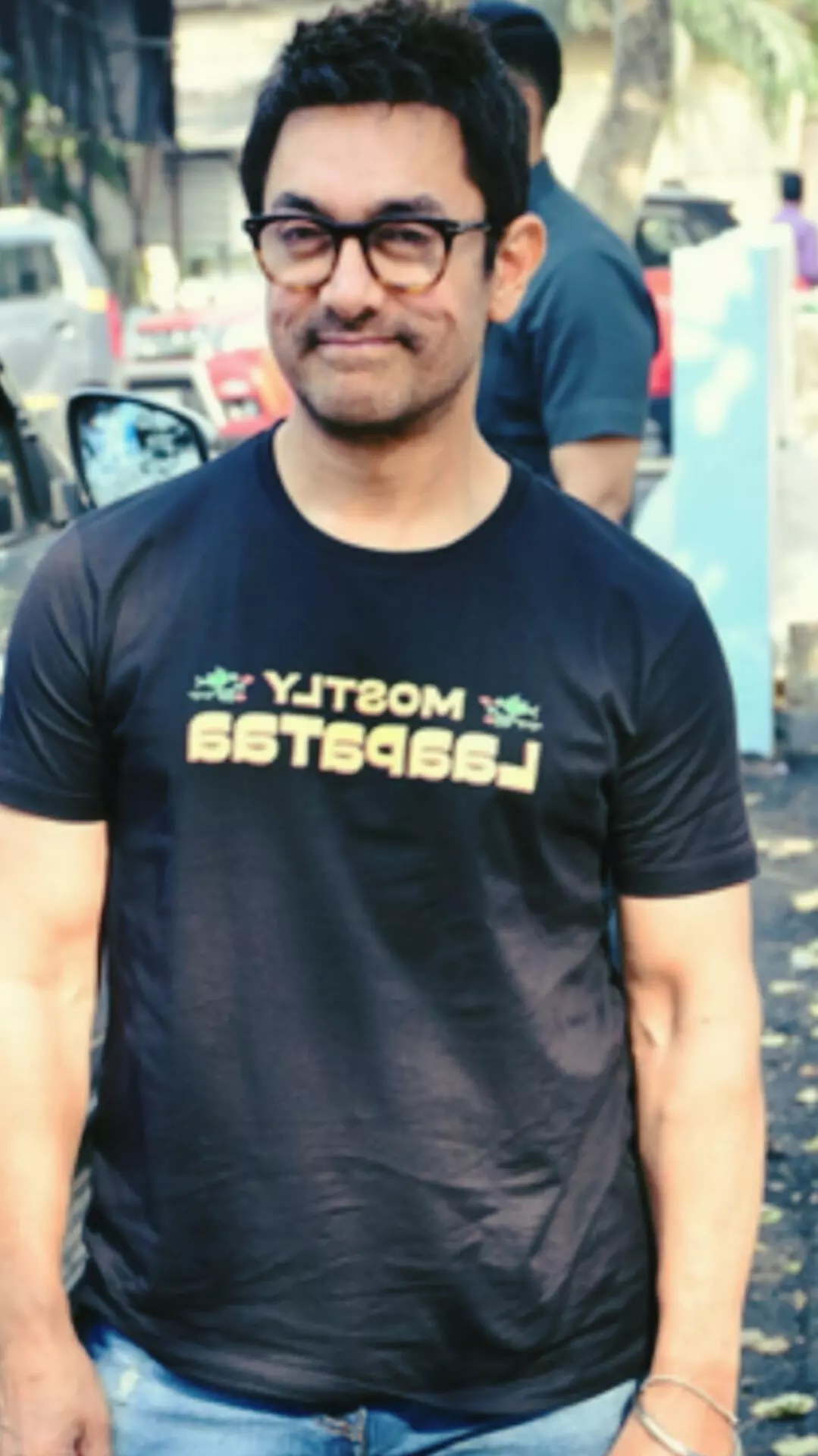 आमिर खान और किरण राव लापता लेडीज के प्रमोशन में, मोस्टली लापाटा टी-शर्ट ने खींचा ध्यान