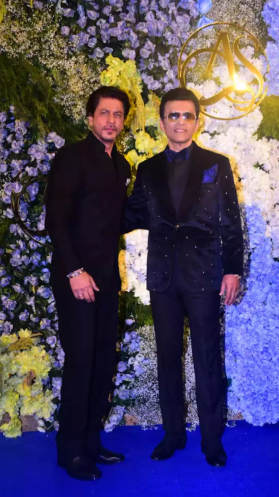आनंद पंडित की बेटी की शादी में बॉलीवुड सितारों का जमावड़ा, शाहरुख खान ने मारी धांसू एंट्री