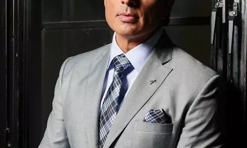 सोनू सूद ने खुद को जनता का हीरो साबित किया, आंध्र प्रदेश की एक लड़की को शिक्षित करने का वादा किया!