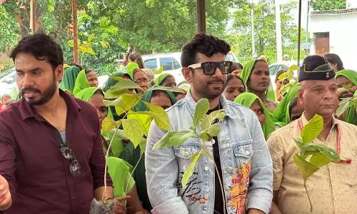 विनीत कुमार सिंह ने वाराणसी में होप वेलफेयर ट्रस्ट की प्लांटेशन ड्राइव का किया नेतृत्व!