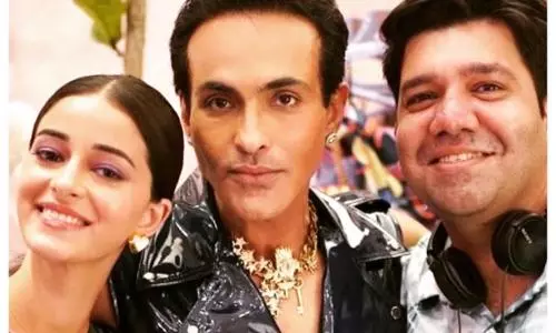 फिल्ममेकर और फैशन आइकन मोजेज सिंह ने किया अपनी एक्टिंग डेब्यू!