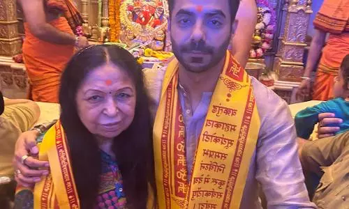 बर्लिन की रिलीज से पहले, अपारशक्ति खुराना अपनी मां के साथ गए सिद्धिविनायक मंदिर