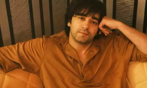 मिलिए अनुज सैनी से, बॉलीवुड के नए बॉय-नेक्स्ट-डोर, जो आयुष्मती गीता मैट्रिक पास से करेंगे अपना डेब्यू!