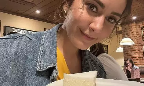 राशि खन्ना का BTS ट्रीट: सेट पर स्वाद और मेहनत का परफेक्ट मेल!