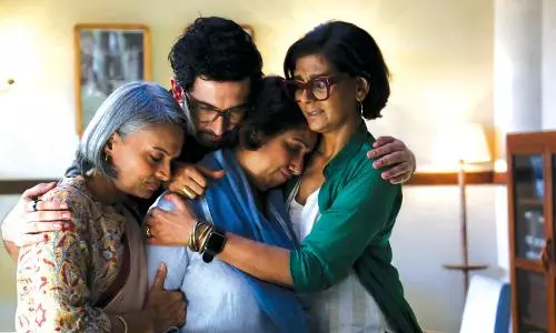 प्राइम वीडियो की ज़िद्दी गर्ल्स दो पीढ़ियों के बीच जनरेशन गैप को कम कर रही है