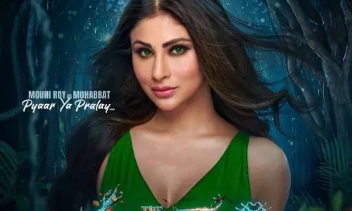 द भूतनी में मौनी रॉय का फर्स्ट लुक आउट: अभिनेत्री ने फिल्म में मोहब्बत के रूप में अपने लुक से प्यार और प्रलय दोनों का अनोखा संगम