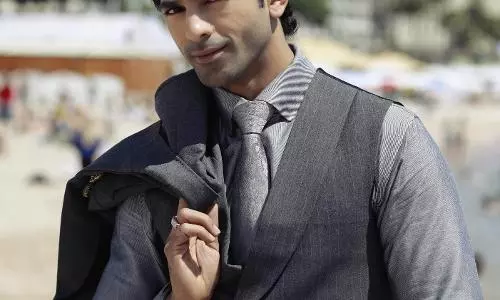 ताहा शाह बदुशा ने कान्स 2025 में एक शानदार छाप छोड़ी, फिल्म पारो के ज़रिए वैश्विक मंच पर भारतीय सिनेमा का किया प्रतिनिधित्व