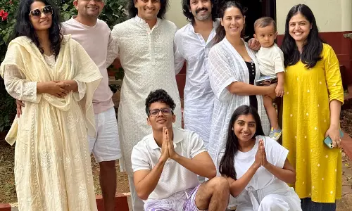 विक्रांत मैसी ने श्री श्री रविशंकर प्रसाद पर आधारित महावीर जैन और मार्फ्लिक्स पिक्चर्स की अंतर्राष्ट्रीय थ्रिलर फिल्म व्हाइट की तैयारी शुरू की