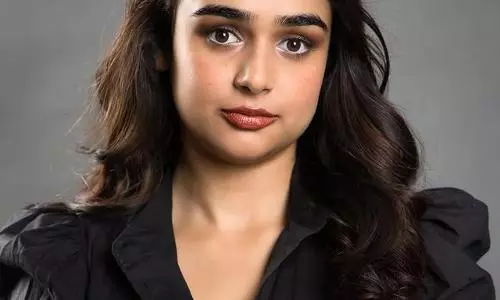 कावेरी कपूर की जोशीली कविता शक्ति, दर्द और मौन की कीमत को बयां करती है