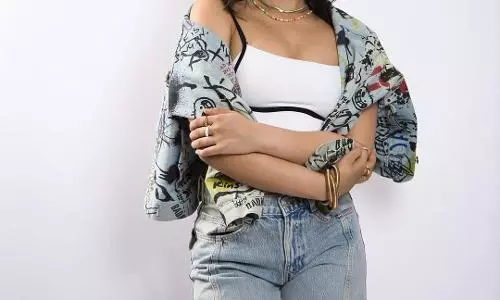 युवा, मुखर, निडर: कैसे कावेरी कपूर अपनी कविताओं के ज़रिए अभिव्यक्ति को दे रही हैं एक नया आयाम