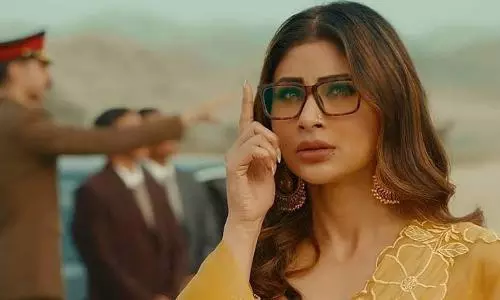 भारत के ओटीटी चार्ट में दूसरे स्थान पर सलाकार; मौनी रॉय की जासूसी थ्रिलर को पहले हफ़्ते में 40 लाख व्यूज़ मिले