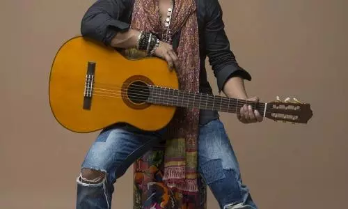 रॉकस्टार डीएसपी ने अपने आदर्श माइकल जैक्सन को भावभीनी परफॉर्मेंस और एक भावुक सोशल मीडिया पोस्ट के साथ श्रद्धांजलि दी