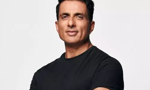 रियल लाइफ हीरो सोनू सूद ने दिया ईमानदार किसानों और छोटे व्यापारियों का साथ, गुटखा से दूर रहने की अपील