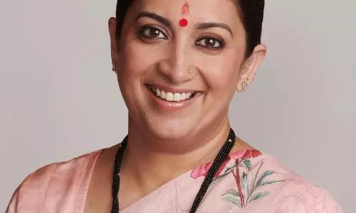 तुलसी से जीवन के सबक तक: स्मृति ईरानी की महत्वपूर्ण सलाह—अपने मूल्य को समझो