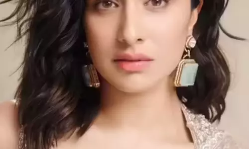 श्रद्धा कपूर निभाएंगी लावणी डांसर विठाबाई नारायणगांवकर का किरदार, रणदीप हुड्डा संग पहली बार करेंगी रोमांस श्रद्धा कपूर निभाएंगी लावणी डांसर विठाबाई नारायणगांवकर का किरदार, रणदीप हुड्डा संग पहली बार करेंगी रोमांस