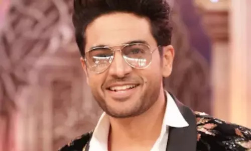 बिग बॉस 19 विनर गौरव खन्ना को लेकर चर्चाओं ने पकड़ी रफ्तार, सह-कलाकार निधि शाह ने अफेयर की अफवाहों पर तोड़ी चुप्पी बिग बॉस 19 विनर गौरव खन्ना को लेकर चर्चाओं ने पकड़ी रफ्तार, सह-कलाकार निधि शाह ने अफेयर की अफवाहों पर तोड़ी चुप्पी