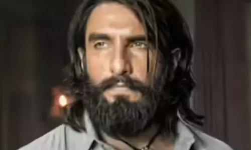 बॉक्स ऑफिस पर ‘धुरंधर’ का इतिहास रचने वाला कारनामा, रणवीर सिंह की फिल्म बनी भारत की सबसे ज्यादा कमाई करने वाली हिंदी फिल्म बॉक्स ऑफिस पर ‘धुरंधर’ का इतिहास रचने वाला कारनामा, रणवीर सिंह की फिल्म बनी भारत की सबसे ज्यादा कमाई करने वाली हिंदी फिल्म