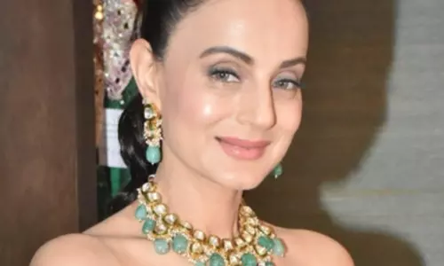 मिडल ईस्ट संकट: मिसाइल हमलों के बीच दुबई में फंसीं अभिनेत्री अमीषा पटेल, साझा किया अपना अनुभव